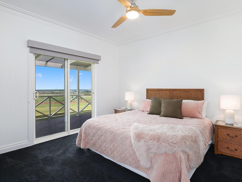 235 Whitcombes Road, Drysdale VIC 3222