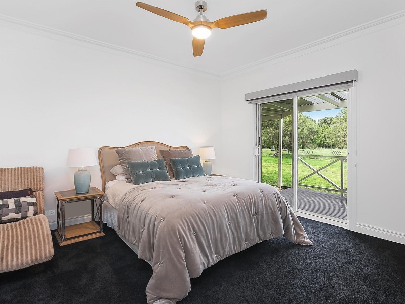 235 Whitcombes Road, Drysdale VIC 3222