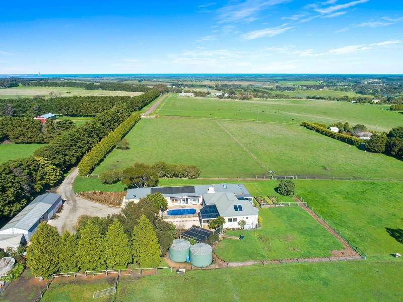 235 Whitcombes Road, Drysdale VIC 3222