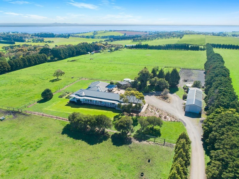 235 Whitcombes Road, Drysdale VIC 3222