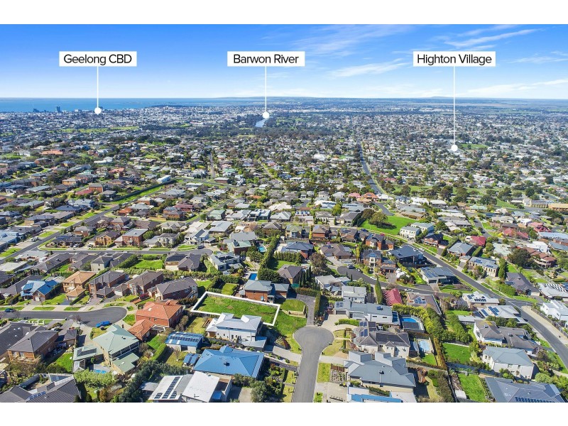 11 Shire Court, Highton VIC 3216