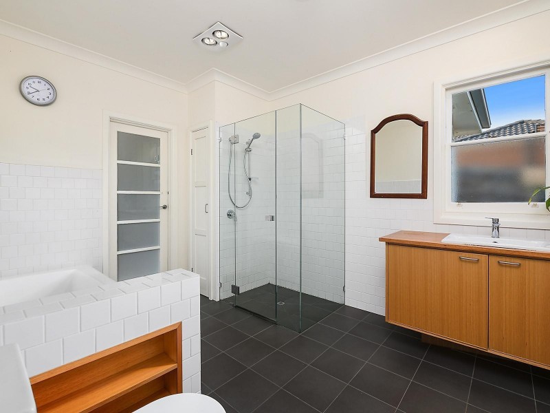 28 The Avenue, Belmont VIC 3216