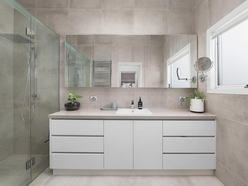 49 Bond Street, Newtown VIC 3220