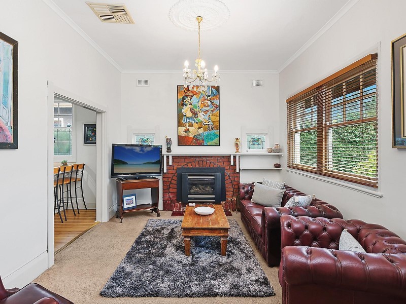 330 Shannon Avenue, Newtown VIC 3220