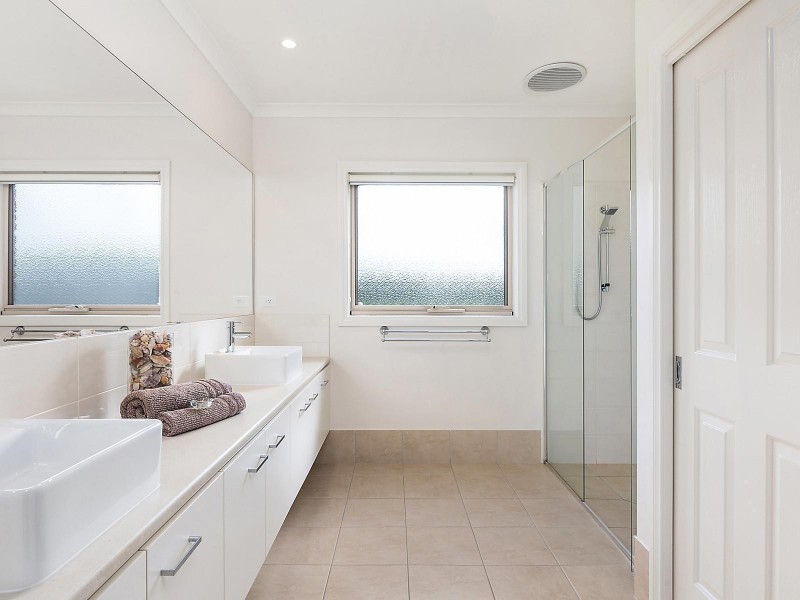 19 Macrossan Avenue, Bannockburn VIC 3331