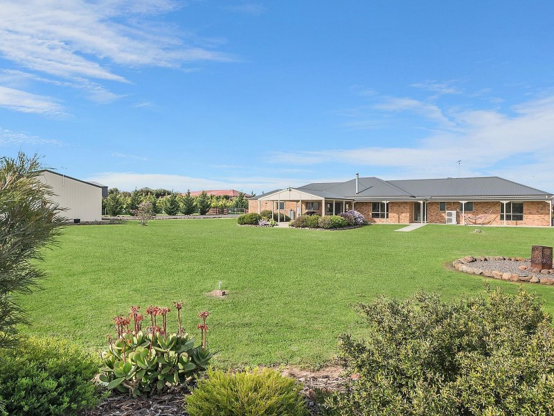 19 Macrossan Avenue, Bannockburn VIC 3331