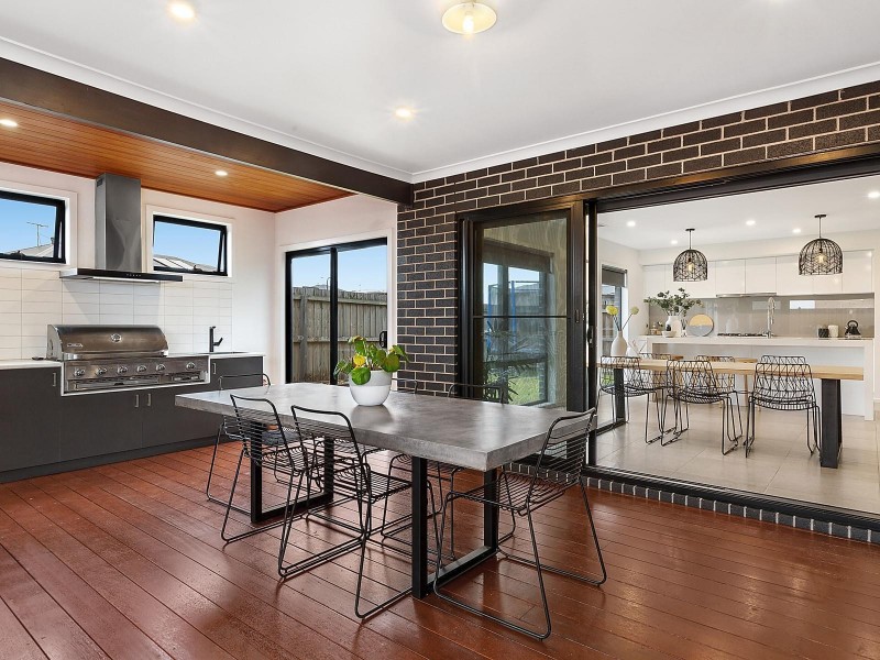 57 Highland Way, Highton VIC 3216