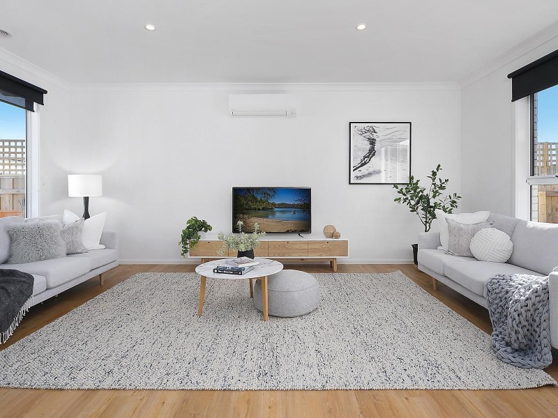 2/49 Bellarine Highway, Newcomb VIC 3219