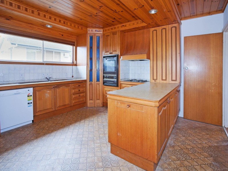 35 Reigate Road, Highton VIC 3216