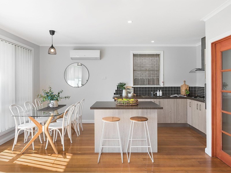 44 Fidge Crescent, Breakwater VIC 3219