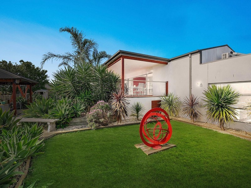 27 Highland Way, Leopold VIC 3224