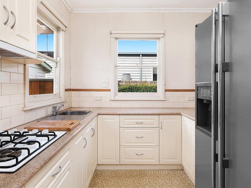 10 South Street, Belmont VIC 3216