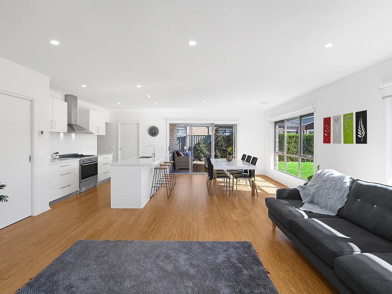 19 Westlakes Boulevard, Lara VIC 3212