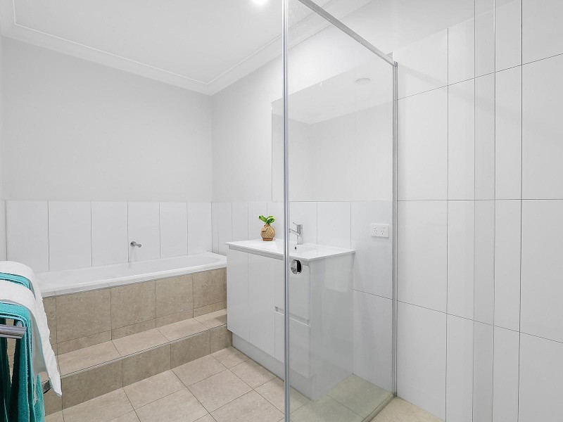 19 Westlakes Boulevard, Lara VIC 3212