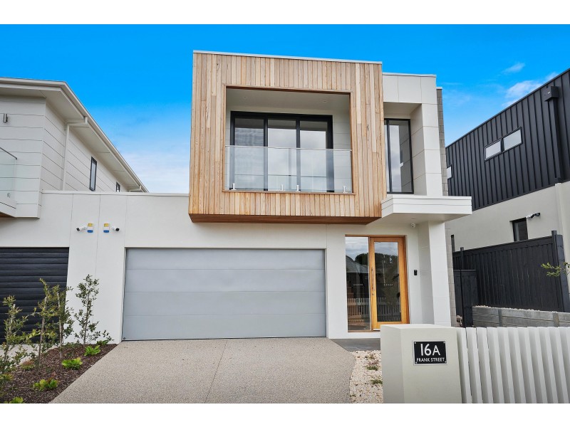 16A Frank Street, Newtown VIC 3220