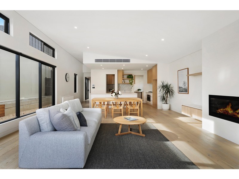 16A Frank Street, Newtown VIC 3220