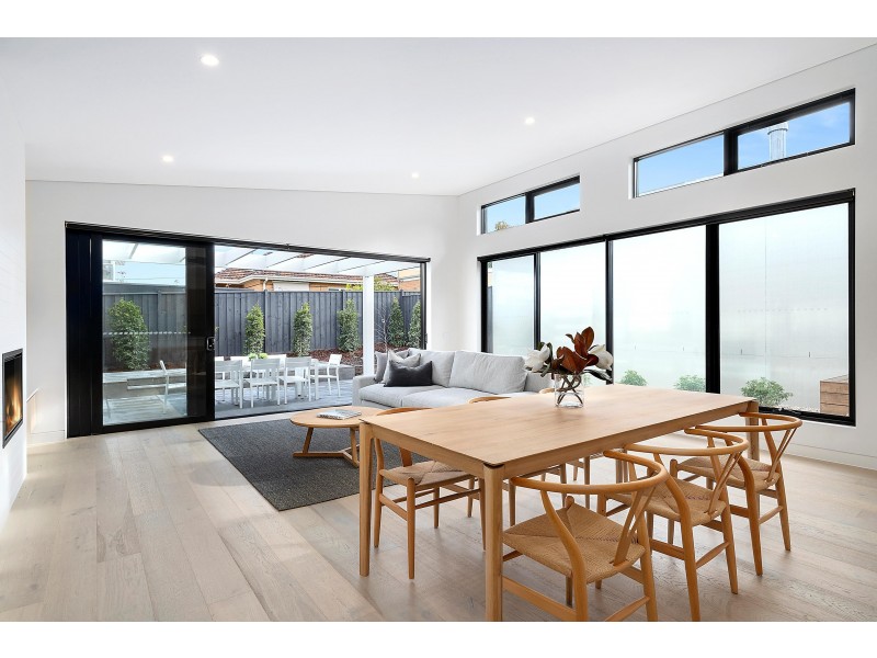 16A Frank Street, Newtown VIC 3220