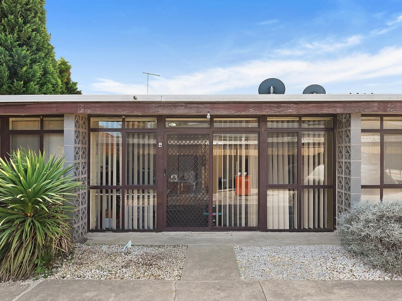 4/8 Hillford Street, Newcomb VIC 3219