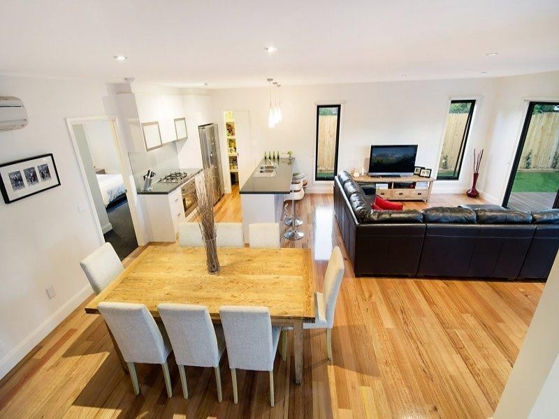 2/10 Fairview Street, Belmont VIC 3216