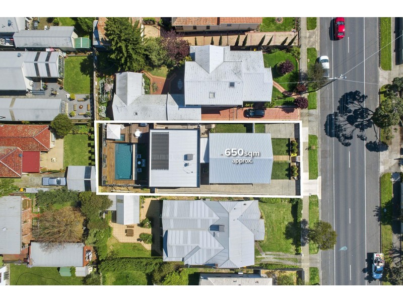 273 Autumn Street, Manifold Heights VIC 3218