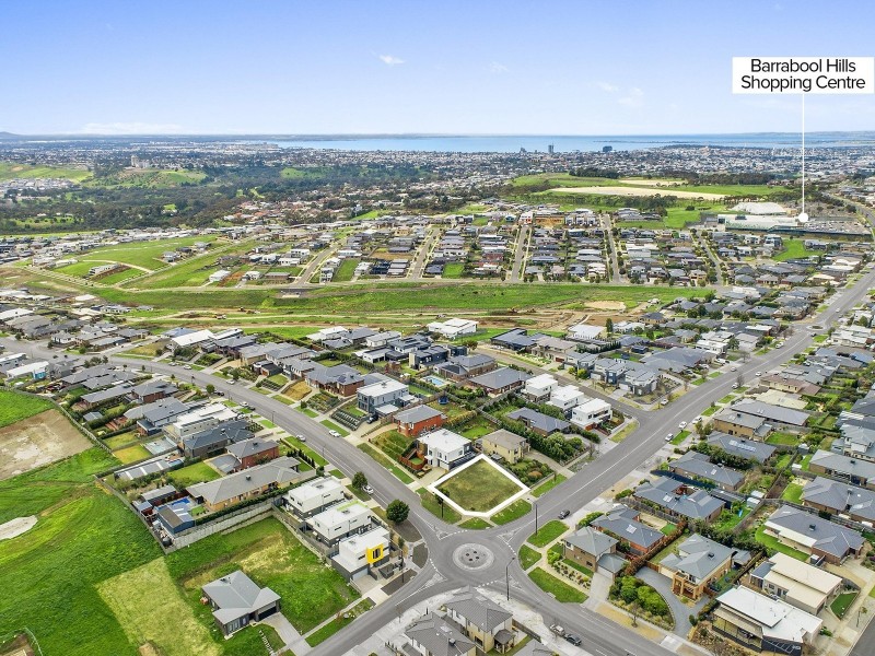 106 Province Boulevard, Highton VIC 3216