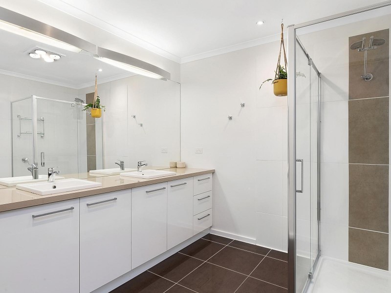 39 Bonsey Road, Highton VIC 3216