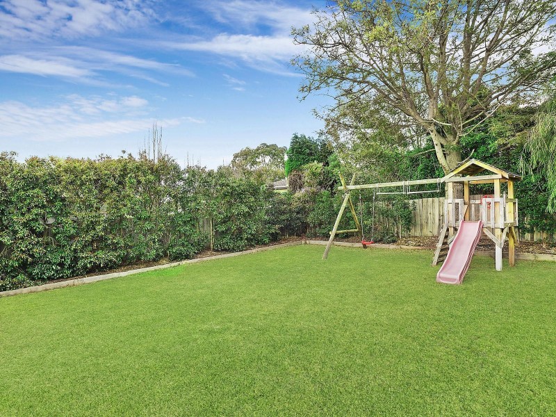 39 Bonsey Road, Highton VIC 3216