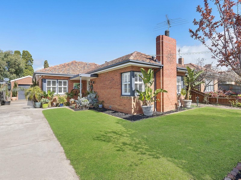 21 Lascelles Avenue, Manifold Heights VIC 3218