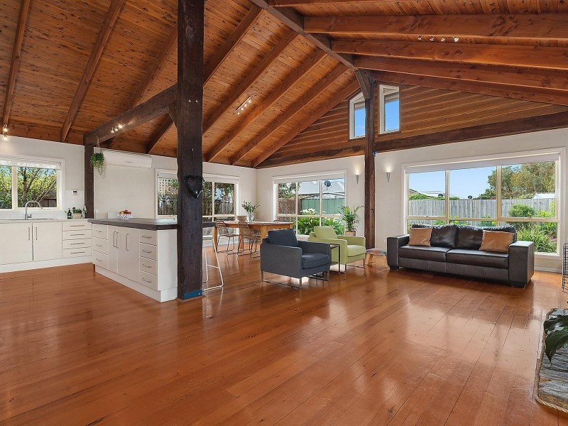 5 Bradley Place, Grovedale VIC 3216