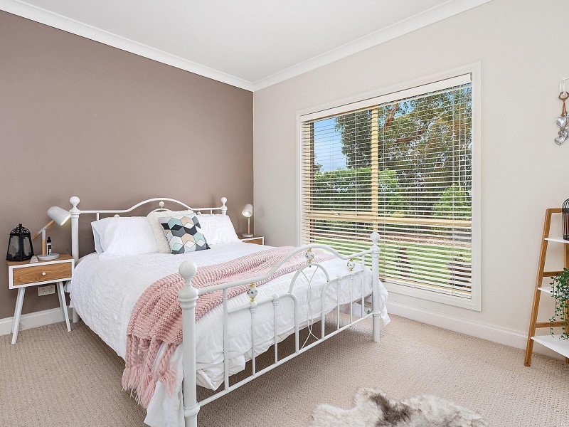 5 Bradley Place, Grovedale VIC 3216