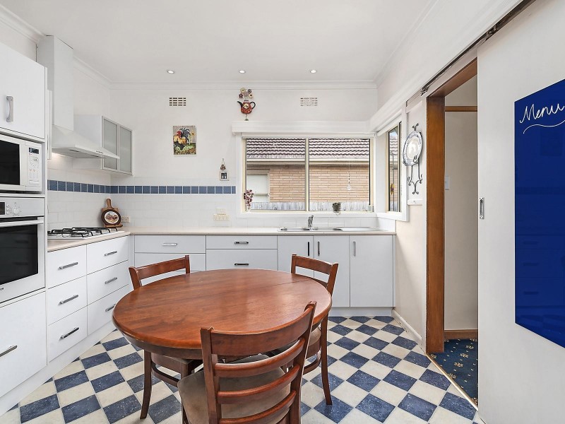 4 Perry Court, Herne Hill VIC 3218