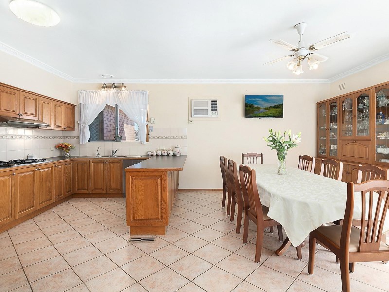 82 Sladen Street, Hamlyn Heights VIC 3215