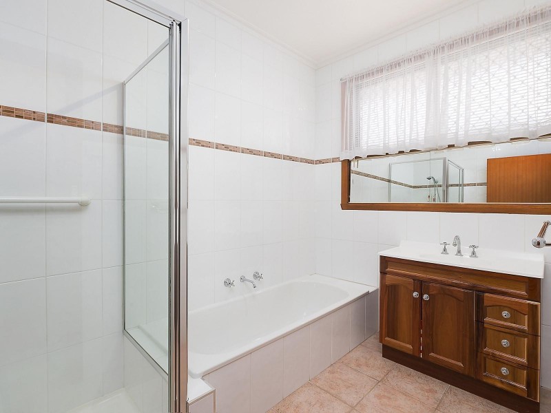 82 Sladen Street, Hamlyn Heights VIC 3215