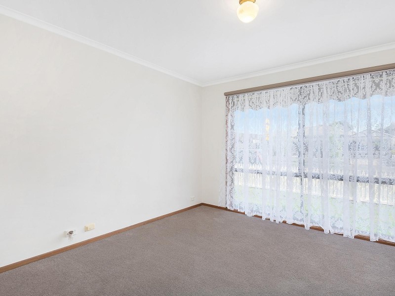 123 Solar Drive, Whittington VIC 3219