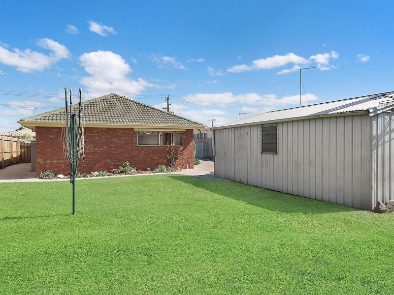 123 Solar Drive, Whittington VIC 3219