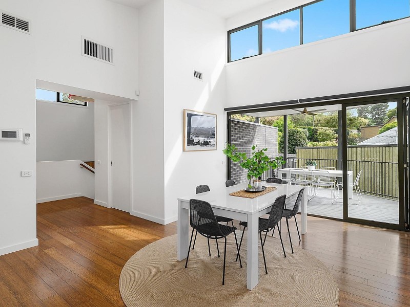 31 Montpellier Drive, Highton VIC 3216