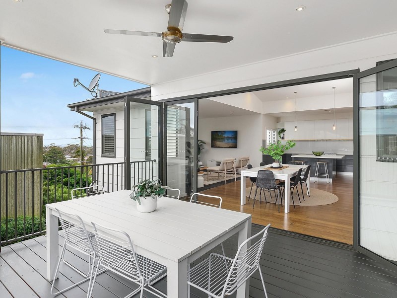 31 Montpellier Drive, Highton VIC 3216