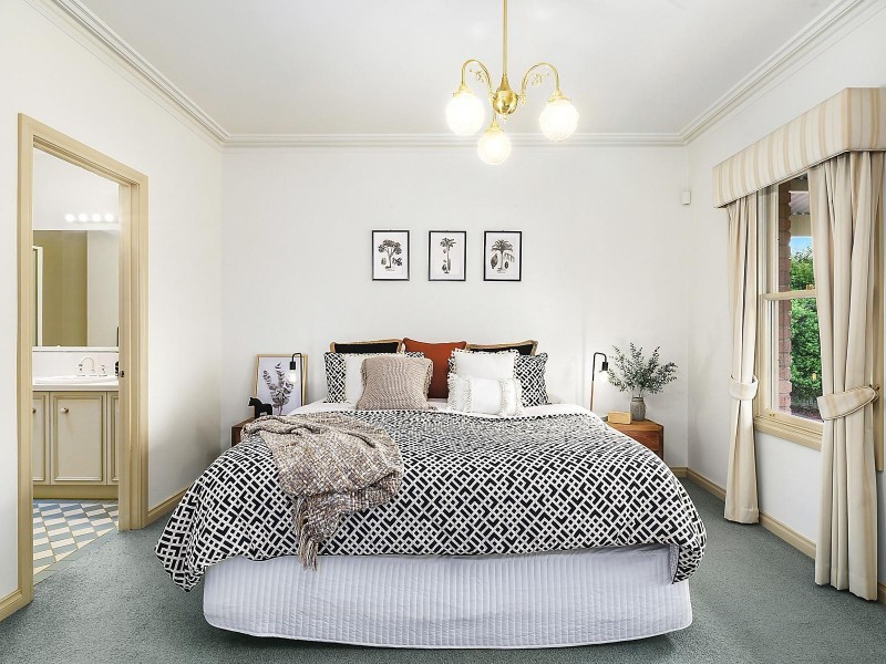 1 Merrick Court, Highton VIC 3216