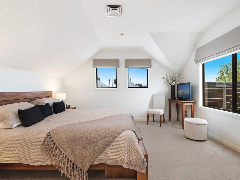 2/43 Wellington Street, Geelong West VIC 3218