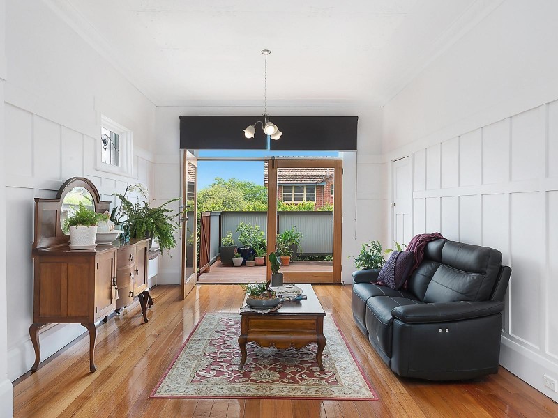 38 Nantes Street, Newtown VIC 3220