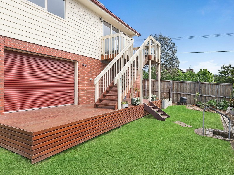 38 Nantes Street, Newtown VIC 3220