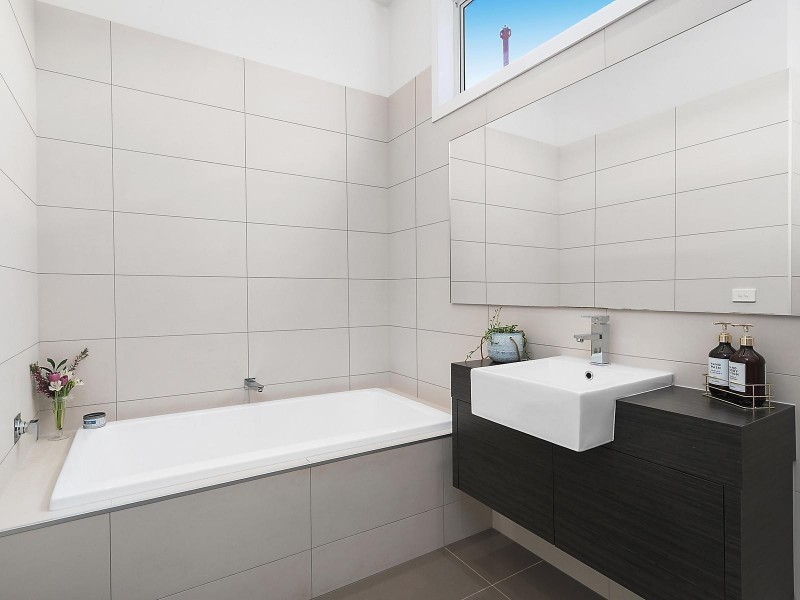 92 Waratah Street, Geelong West VIC 3218