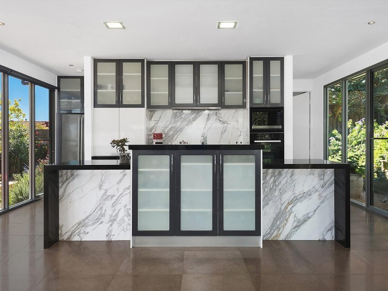 10 Lochgoin Mews, Highton VIC 3216