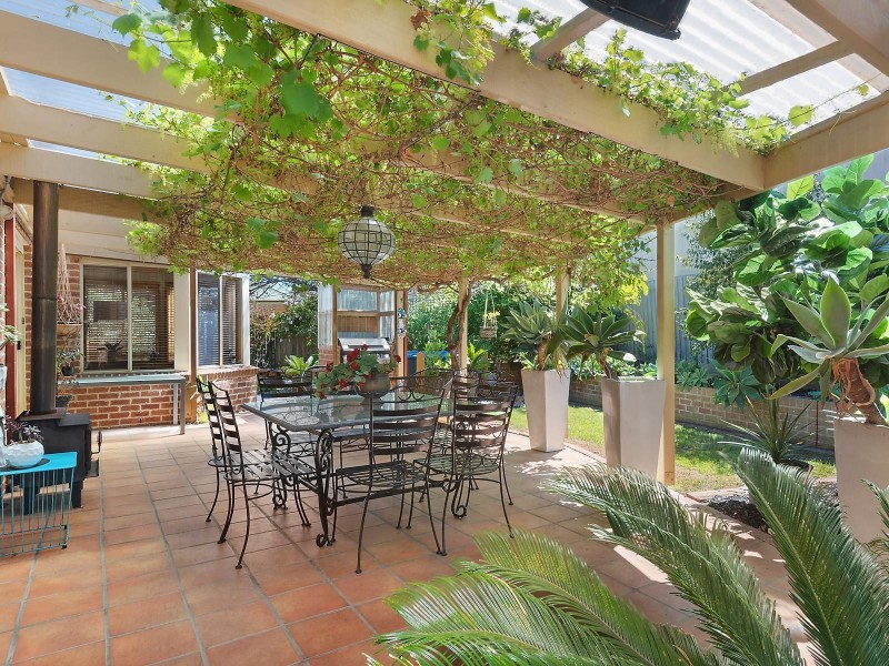 14 Willows Place, Leopold VIC 3224