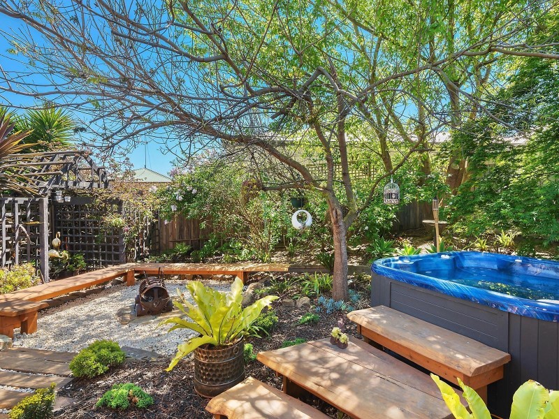 14 Willows Place, Leopold VIC 3224