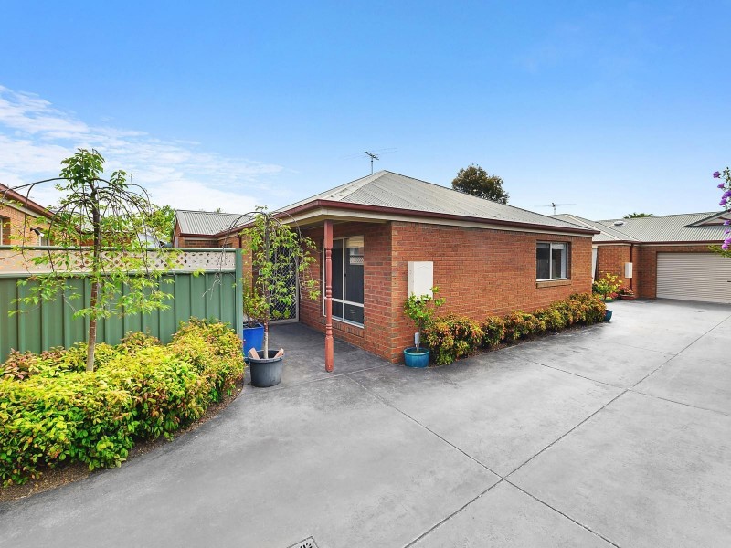 2/1 Elizabeth Street, Belmont VIC 3216