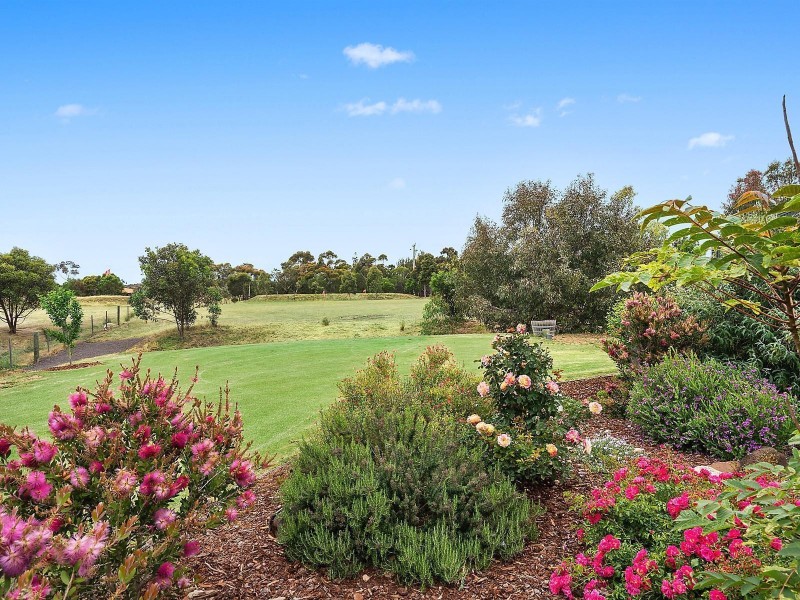 12 Riverdance Road, Batesford VIC 3221