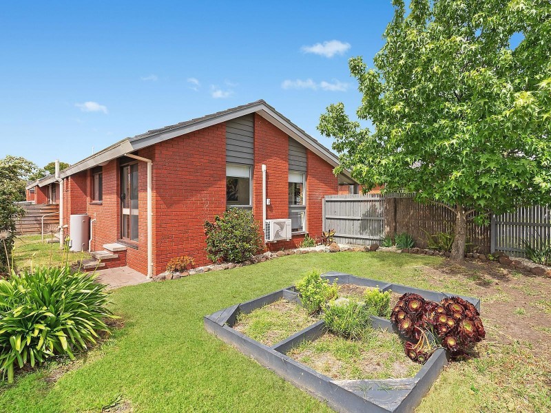 1/25-27 Roslyn Road, Belmont VIC 3216