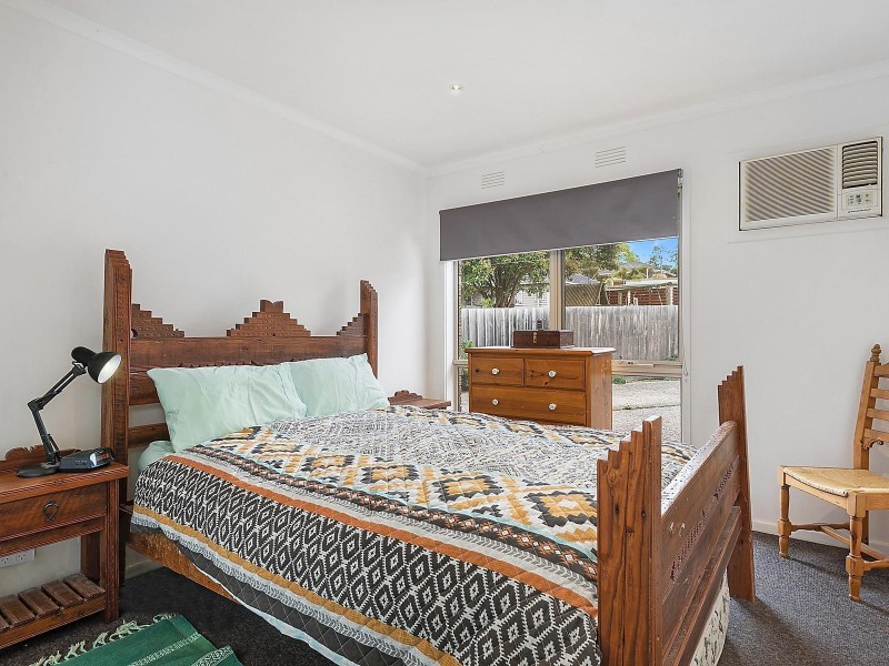 8/6 Nelson Avenue, Highton VIC 3216