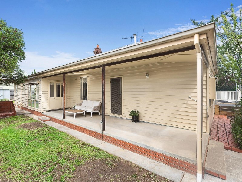 12 Coquette Street, Geelong West VIC 3218